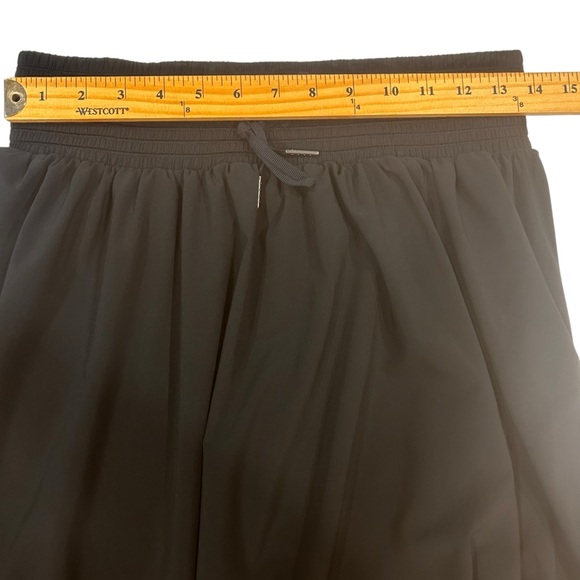 LULULEMON Women The Everyday Skirt sz 8 Black Pull On Elastic Waist Lightweight - Picture 8 of 14